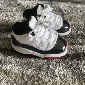 Nike air Jordan retro 11 kids
